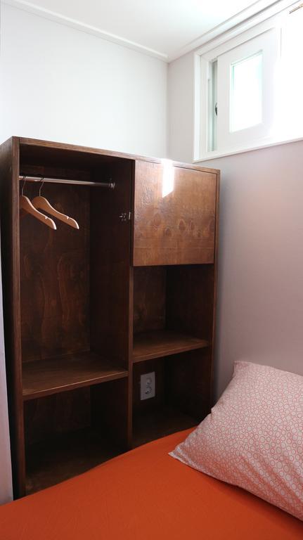 Single Room with Private Bathroom,396061395:JPEG