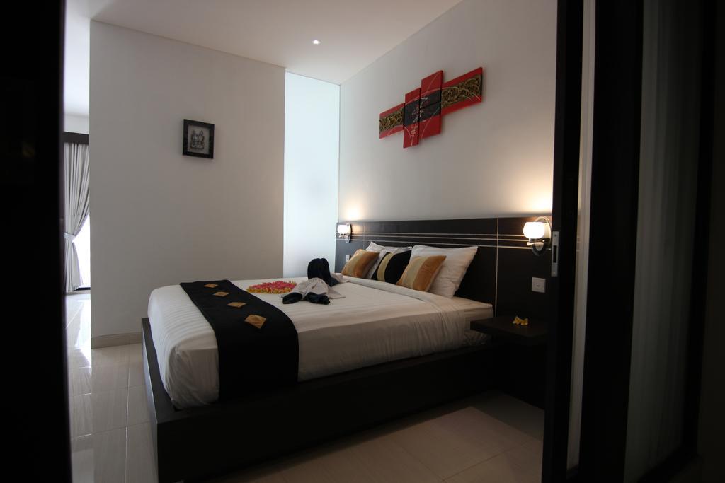 Deluxe Double or Twin Room Living Room