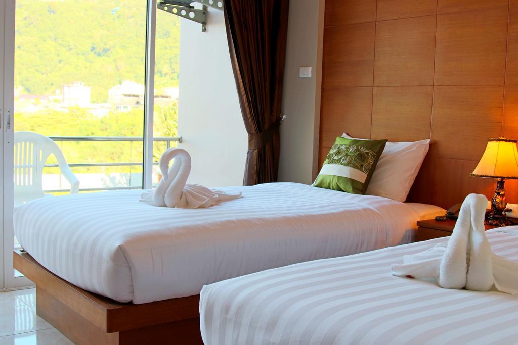 Deluxe Quadruple Room