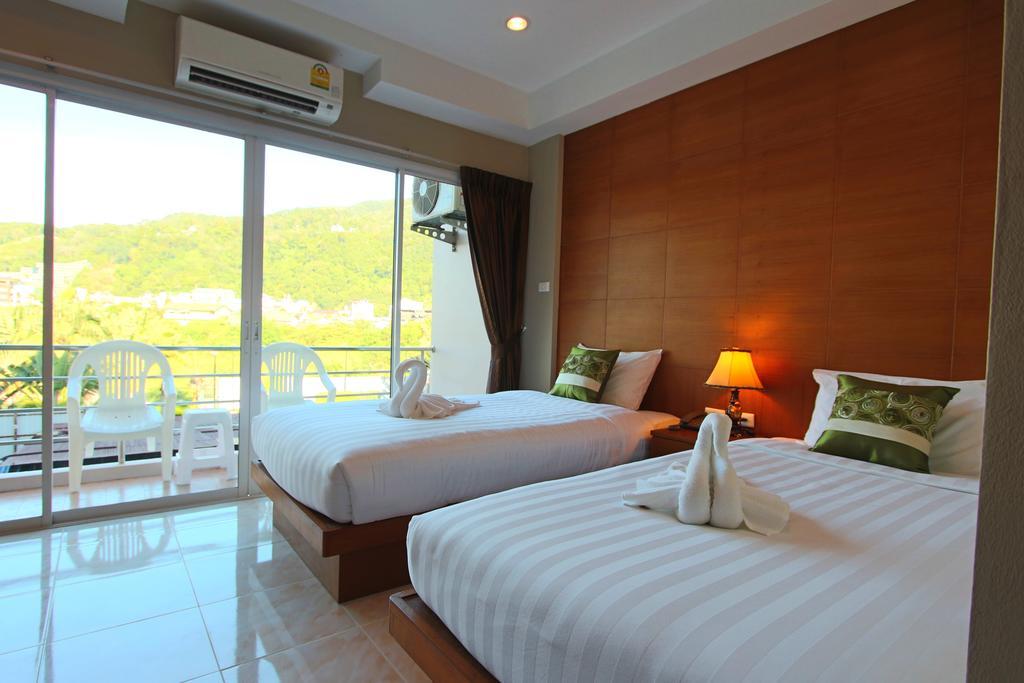 Deluxe Quadruple Room