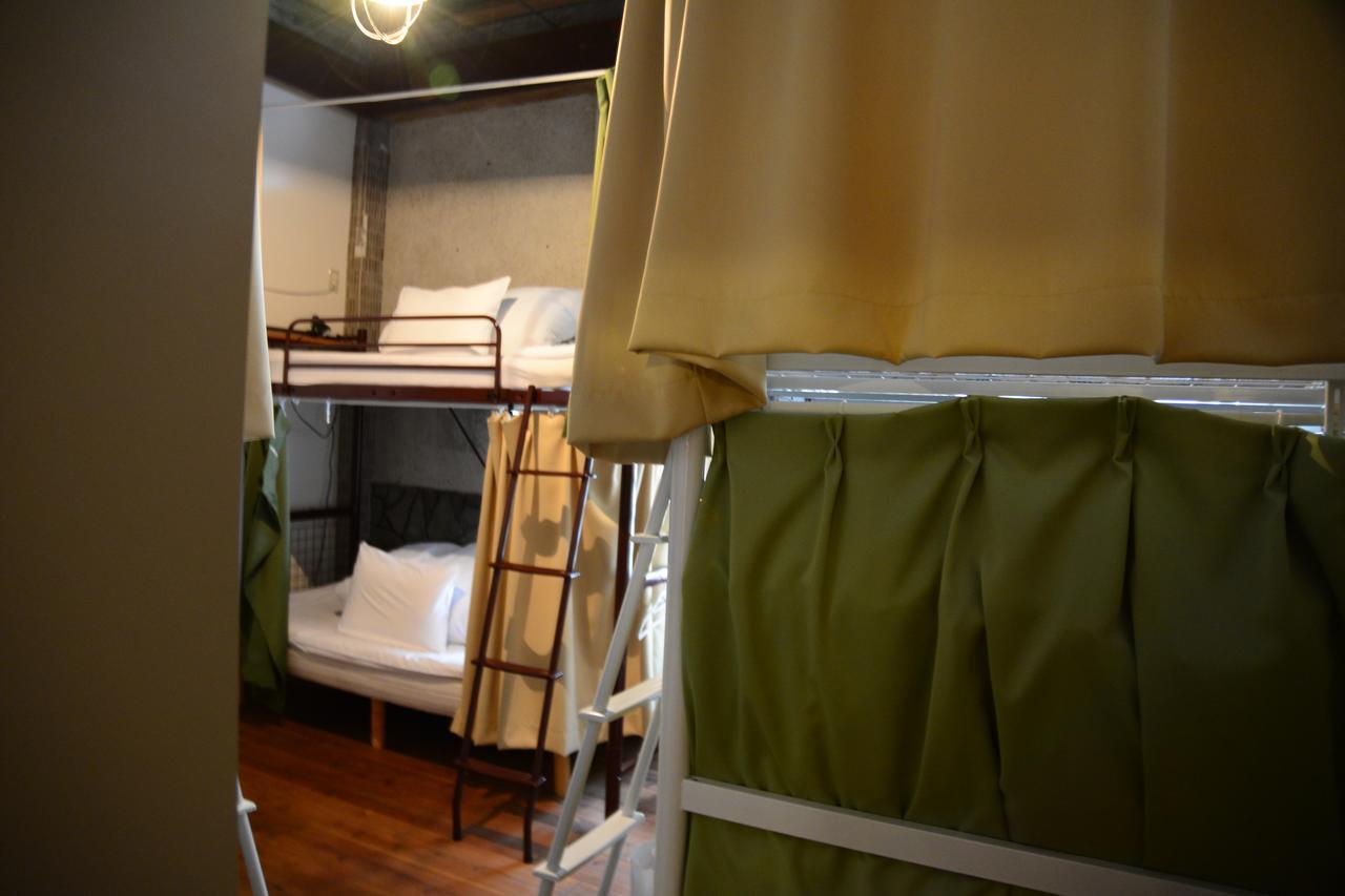 Familienzimmer mit Gemeinschaftsbad