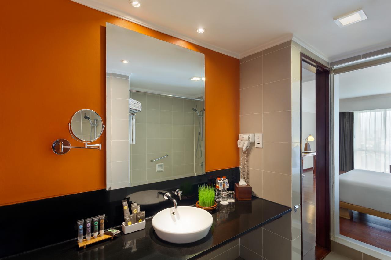 Executive Queen Room