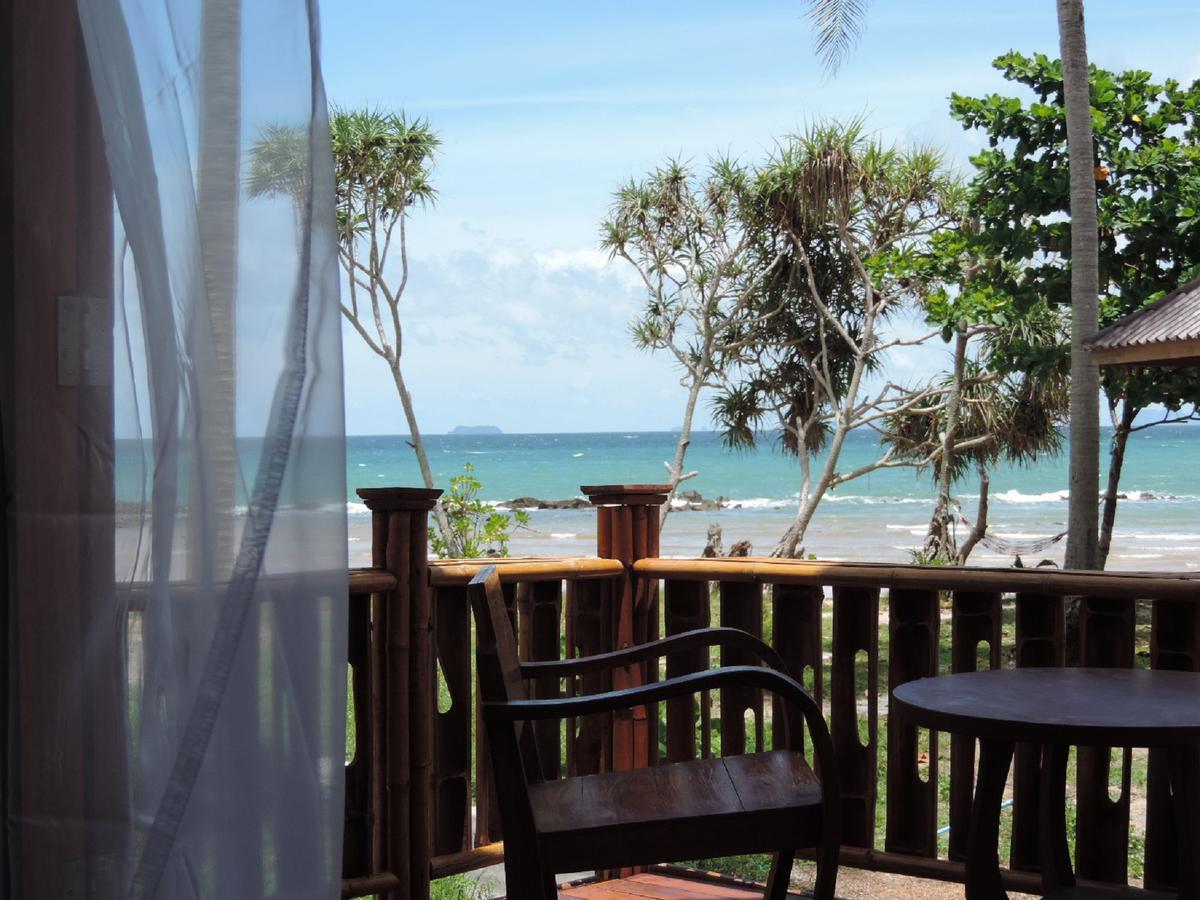 Bungalow Fronte Spiaggia
