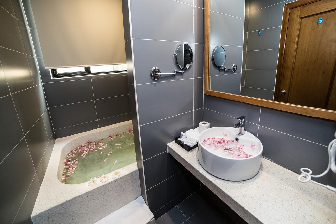 Junior Suite,1222531447:JPEG