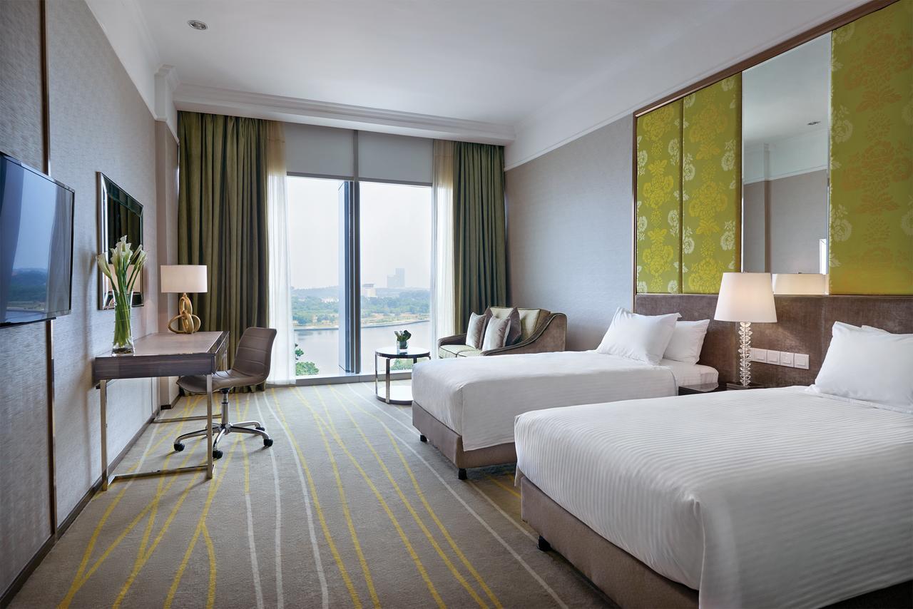 Club Room (Daily Buffet Breakfast & Afternoon Tea Experience)