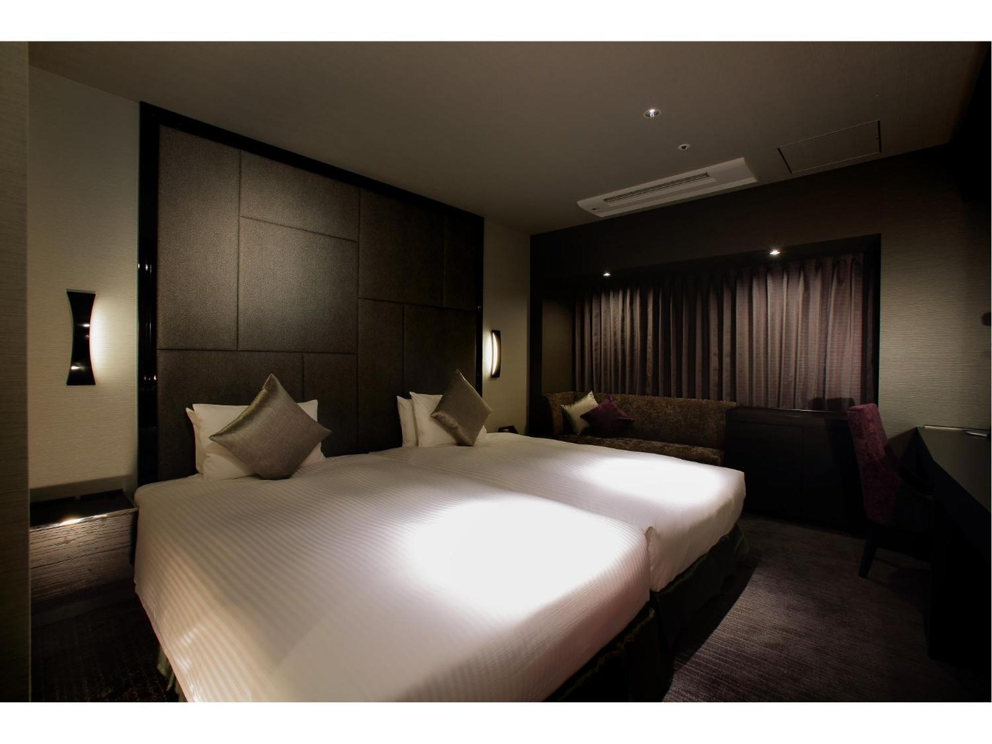 Standard Twin Room - Smoking - No Room Cleaning Service