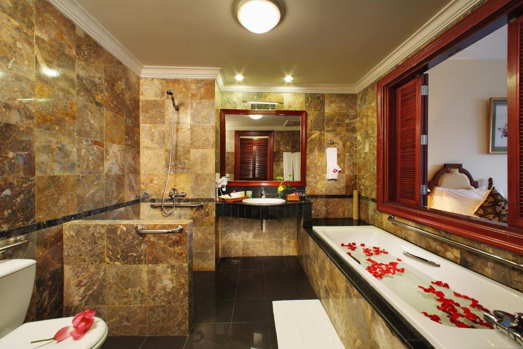 Premium Deluxe Doppel- oder Zweibettzimmer mit Flussblick