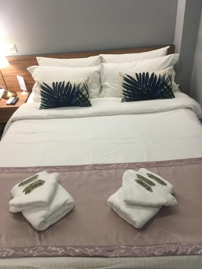 Chambre Lit Queen-Size Standard (Aucune Fenêtre)
