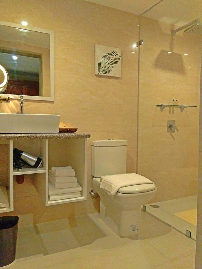 Queen Room with Balcony