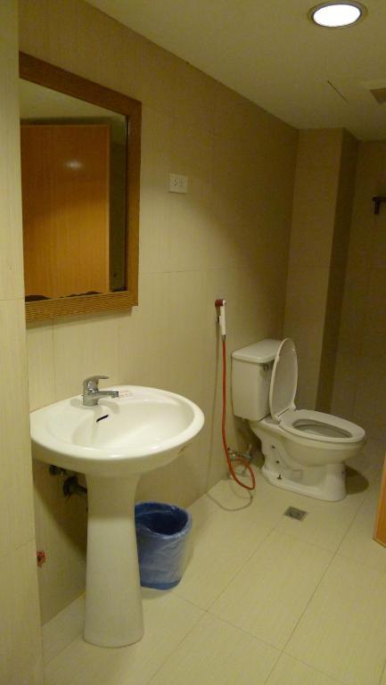 Standard Double Room,64256281:JPEG
