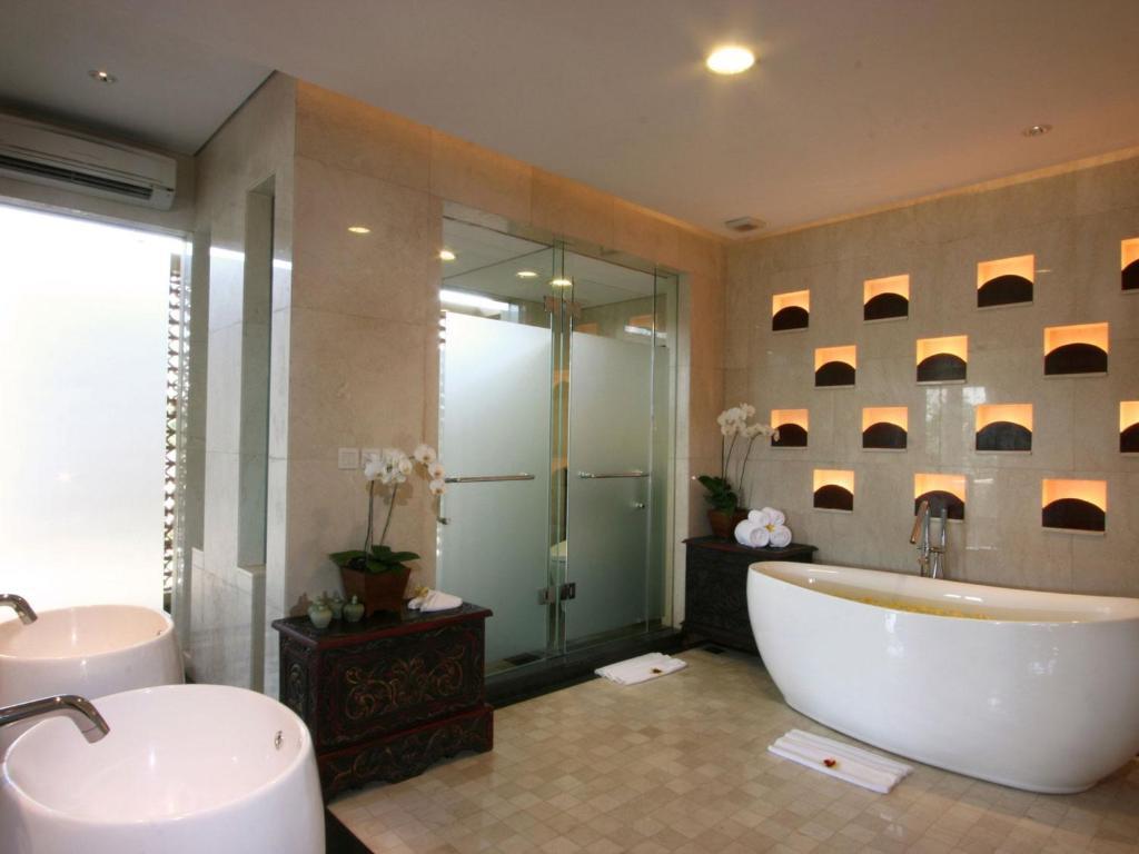 Three-Bedroom Villa with Private Pool and Afternoon Tea