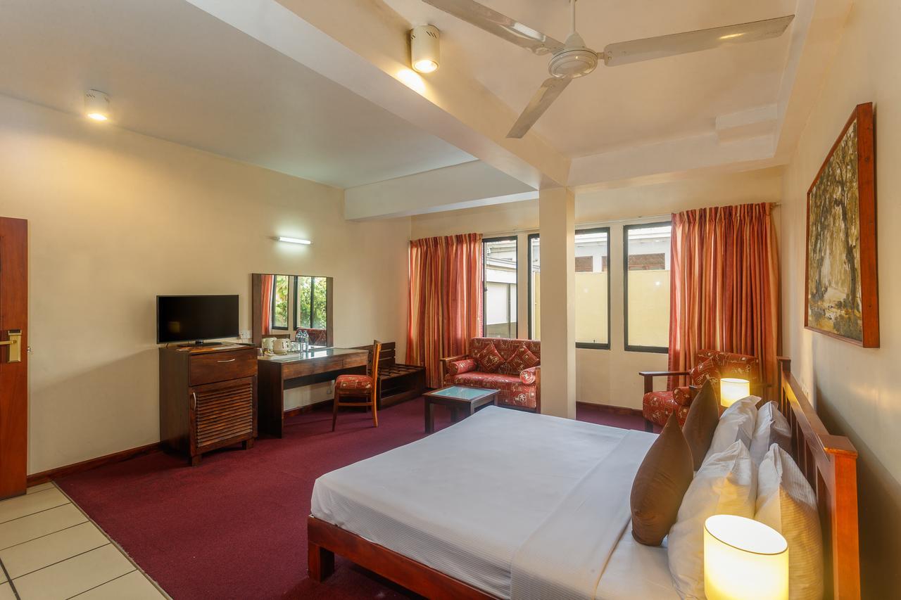 Deluxe Room with Pool View