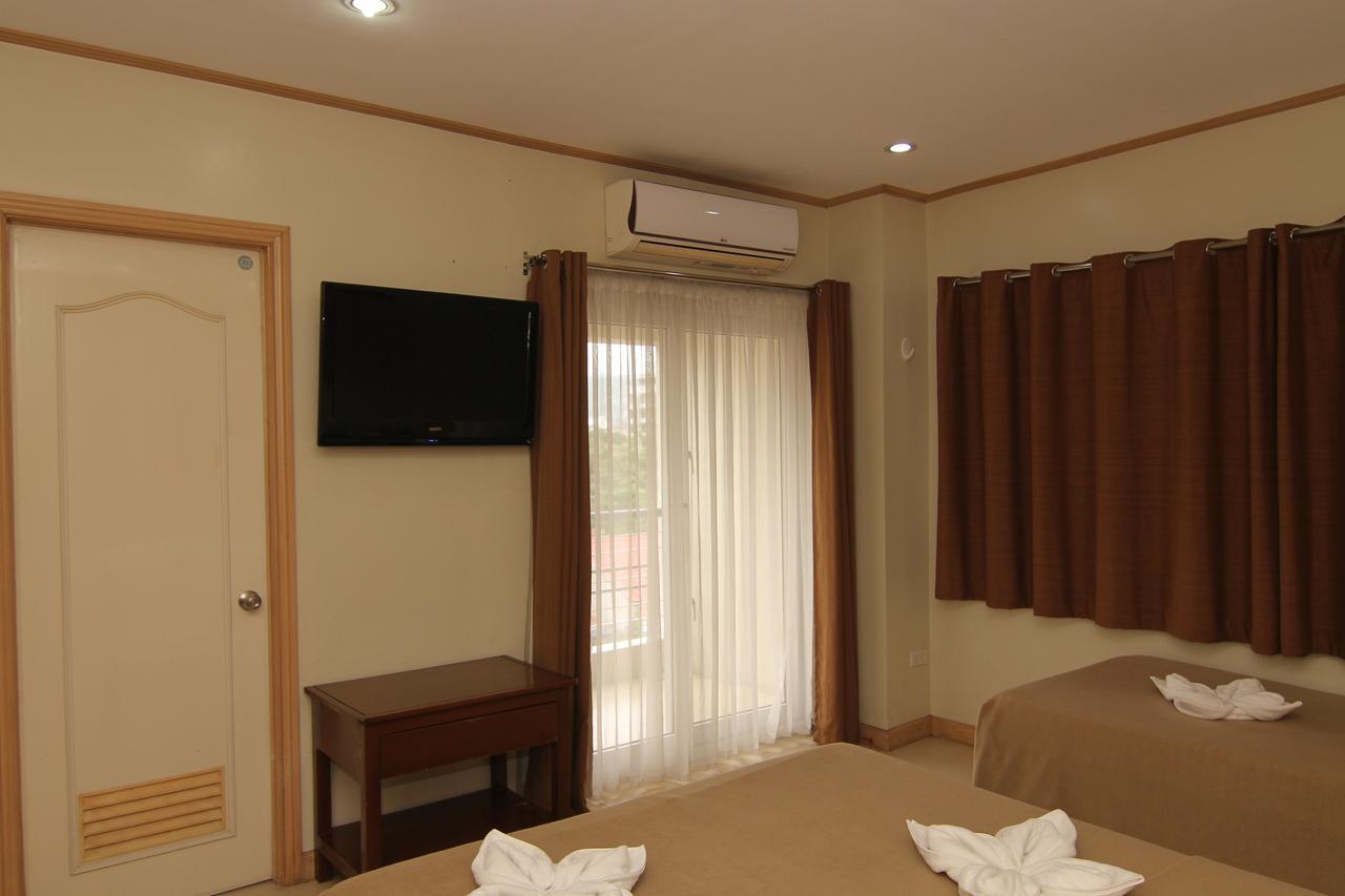 Superior Family Room