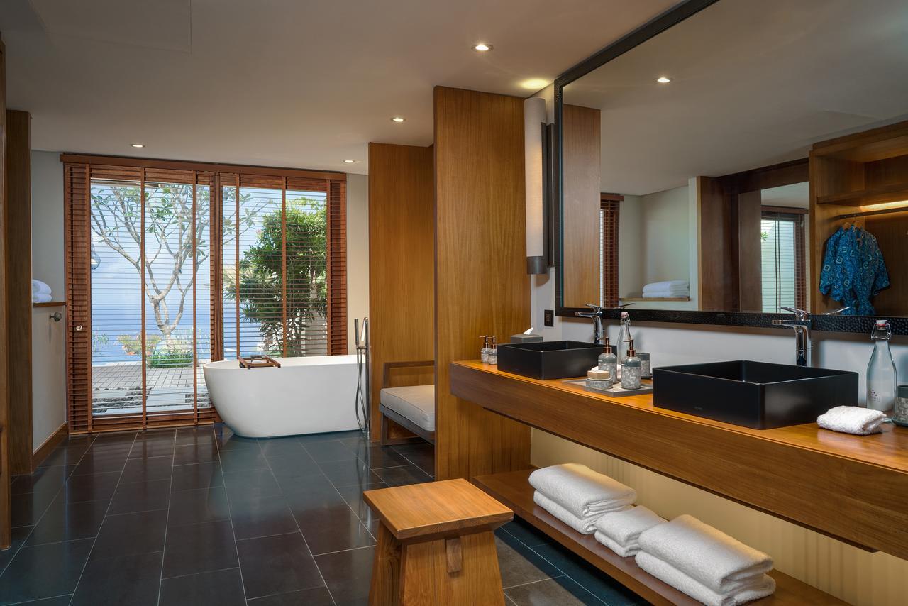 Villa Cliff de 3 Quartos com Piscina e Vista do Mar