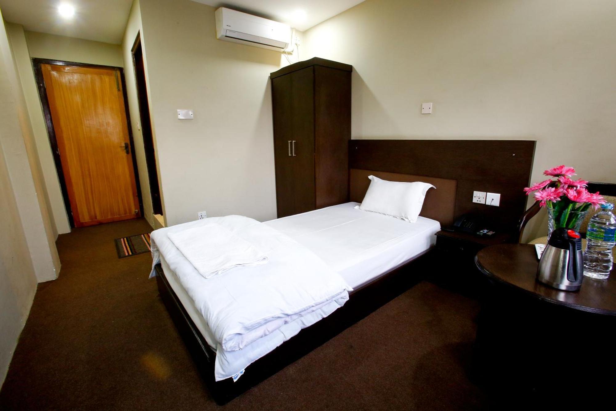Chambre Simple Standard avec Ventilateur