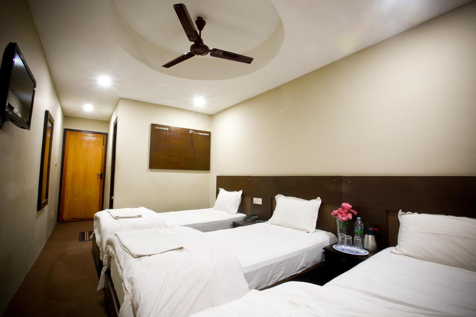 Chambre Triple Standard avec Ventilateur