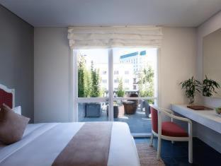 Alba Junior Suite City View