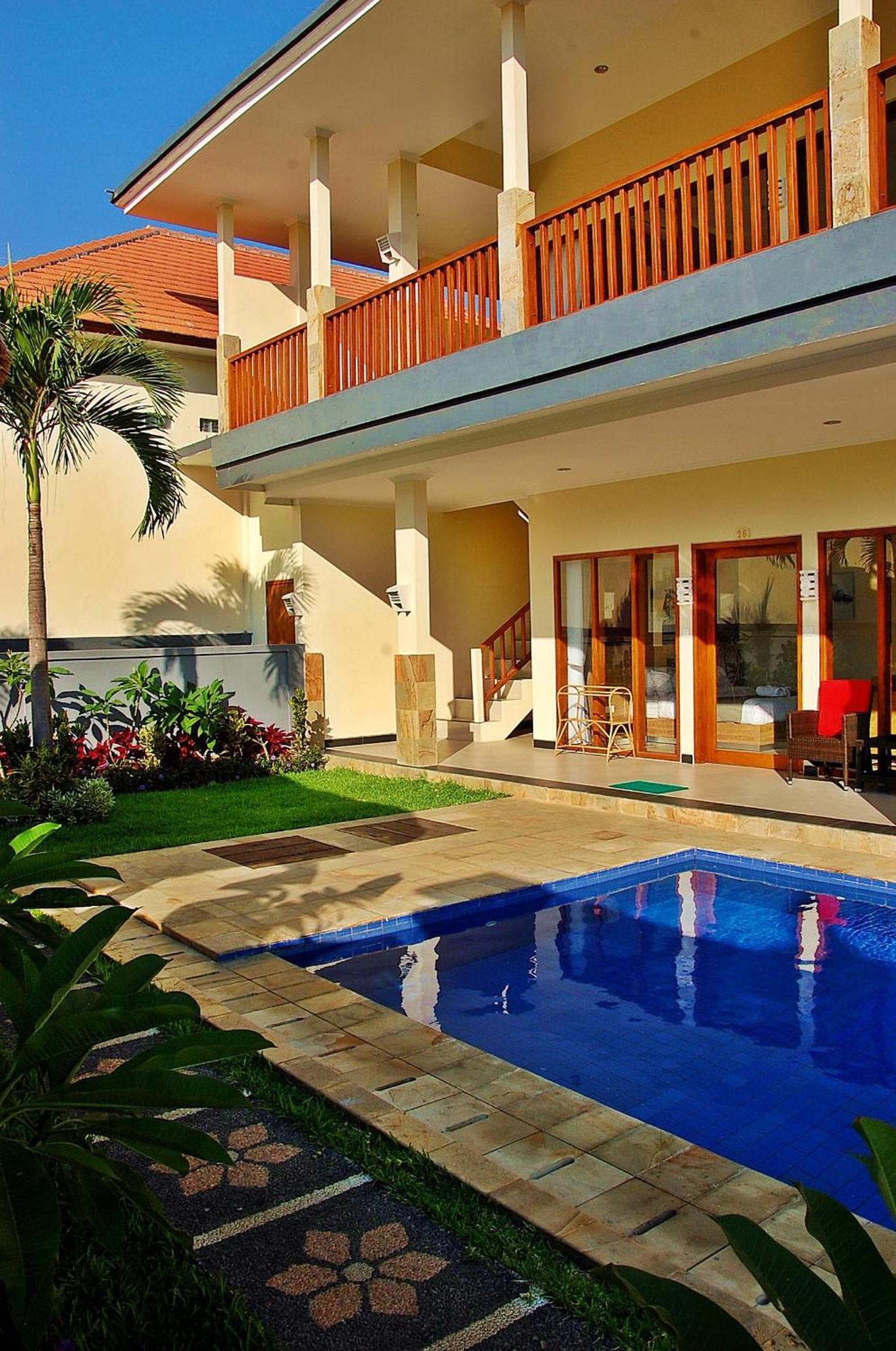 Deluxe Double Room with Pool Access