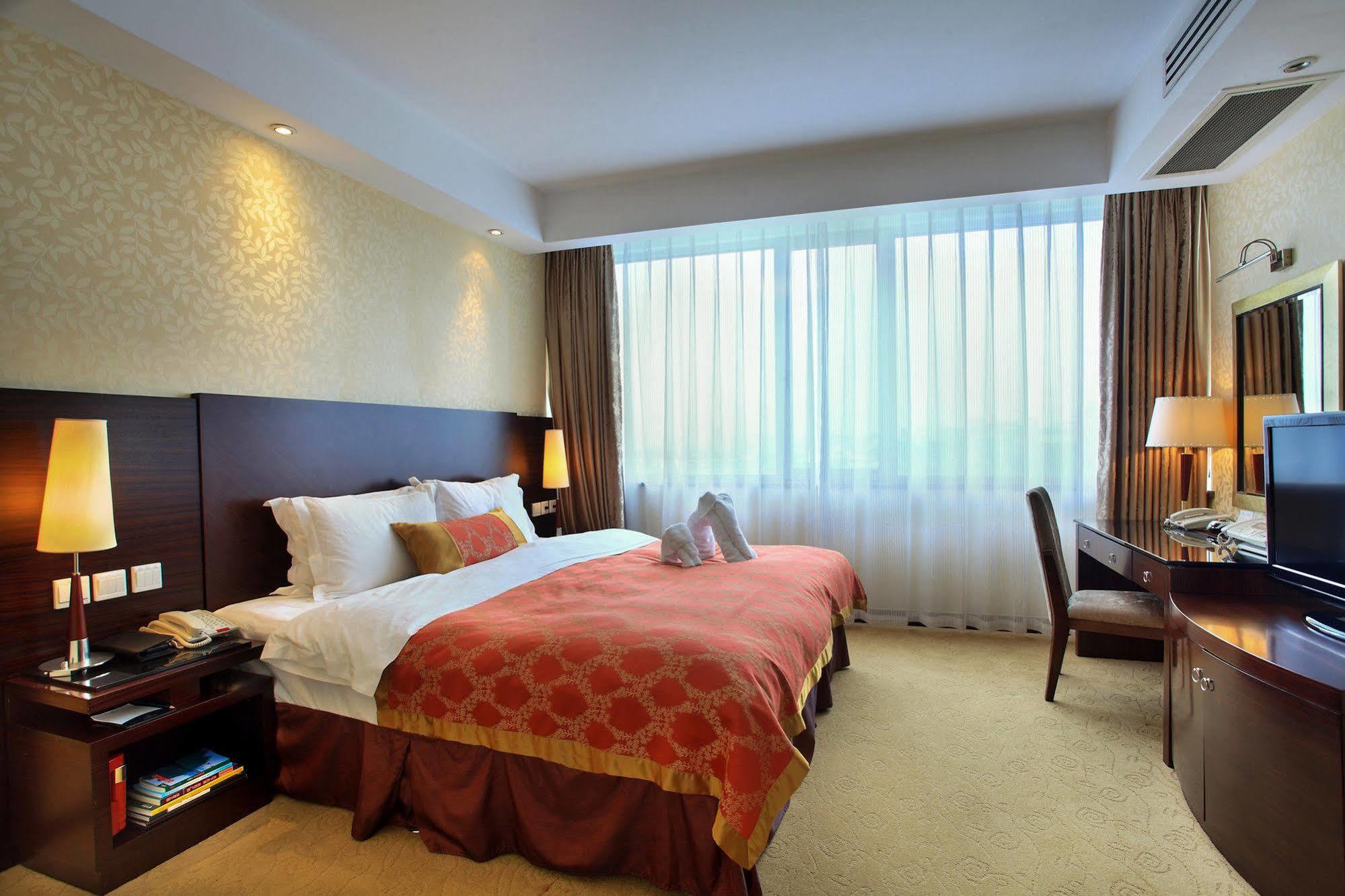 Suite with City View