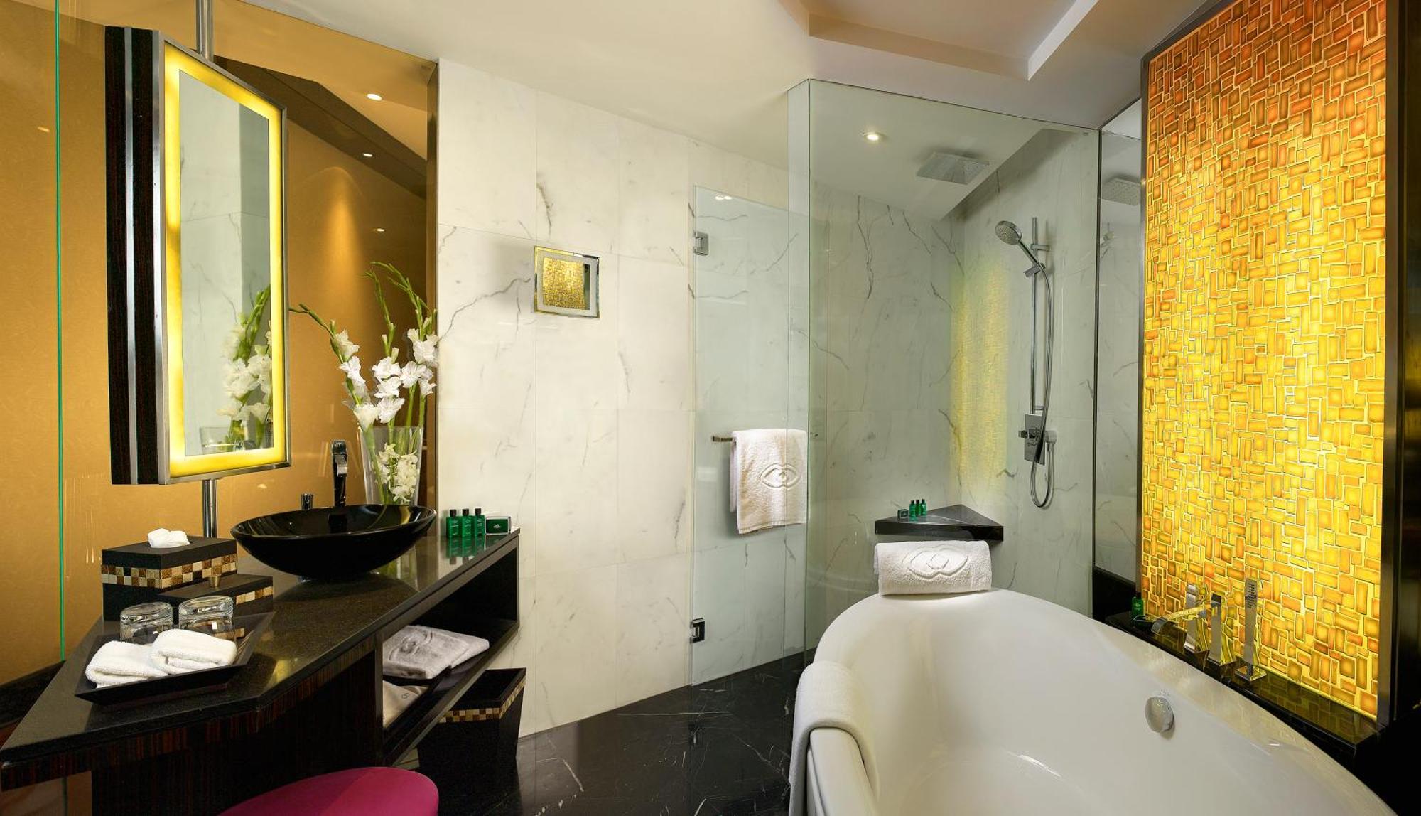 Luxury Twin Room