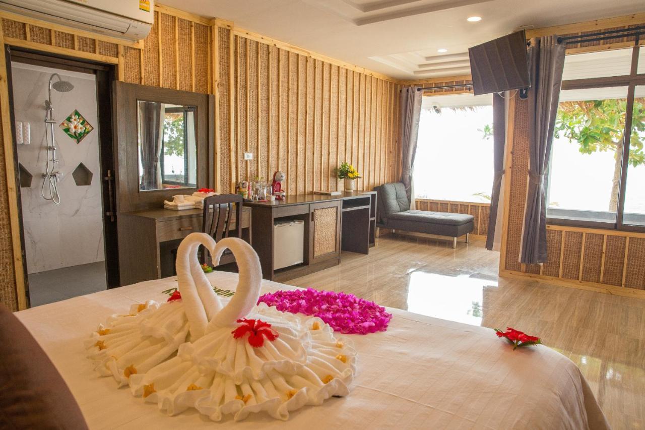 Suite mit Whirlpool - Strandseite