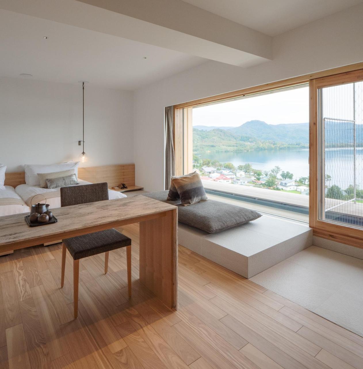Triple Room with Lake View