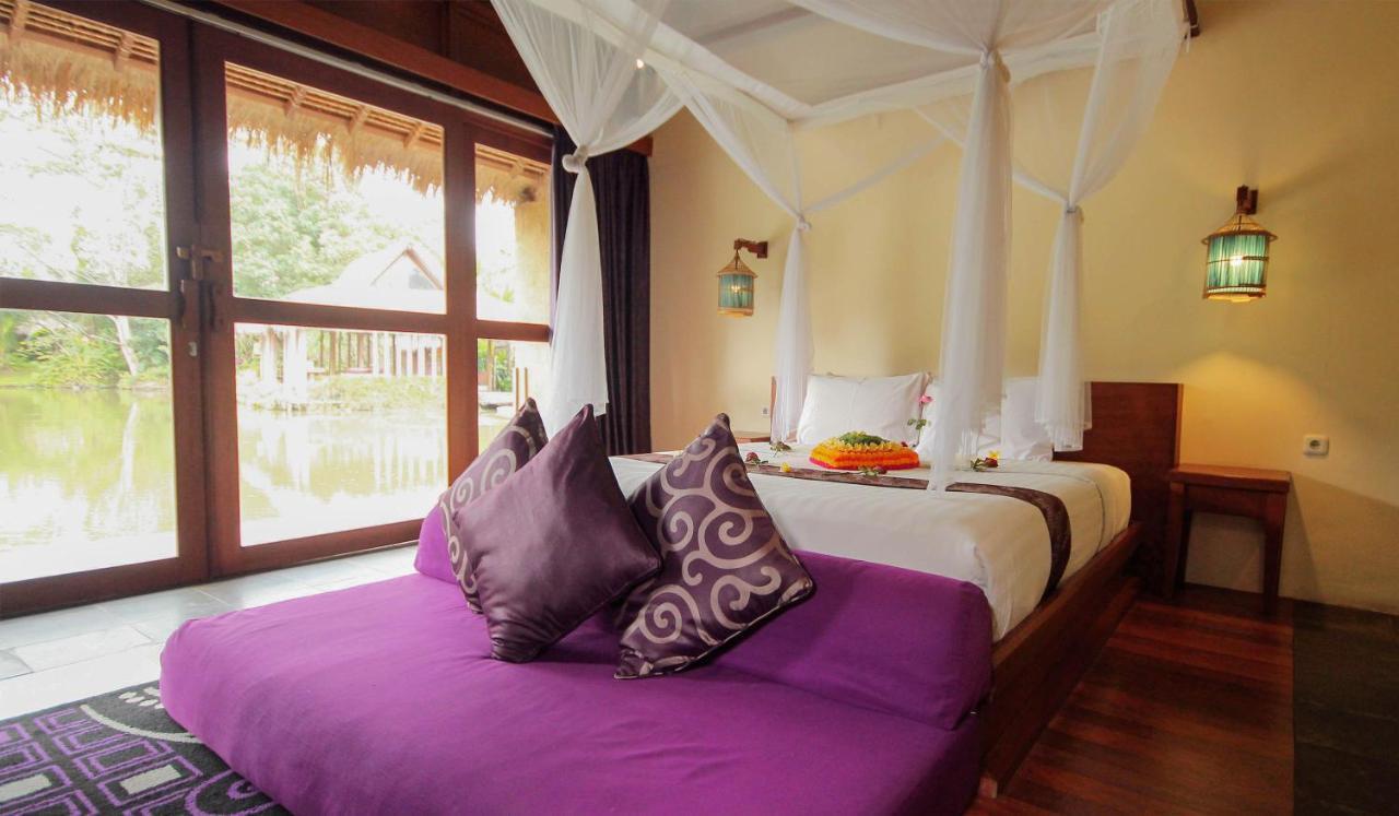 Executive Double Room with Pond View