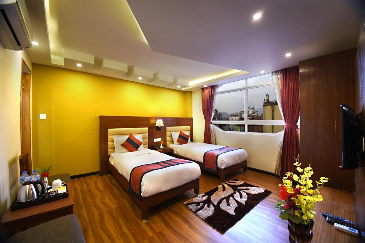 Deluxe Twin Room - Complimentary Airport Pick up or Drop