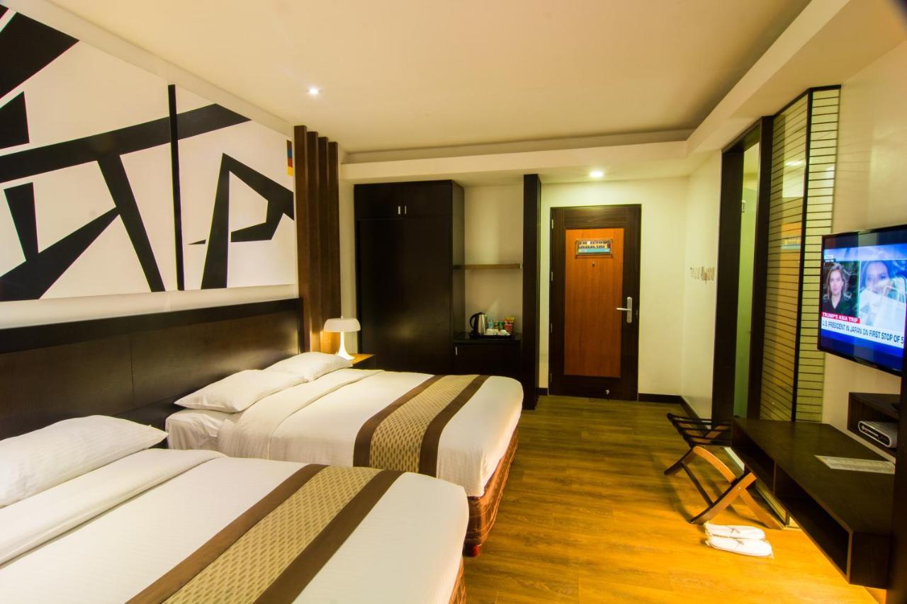 Premier Room