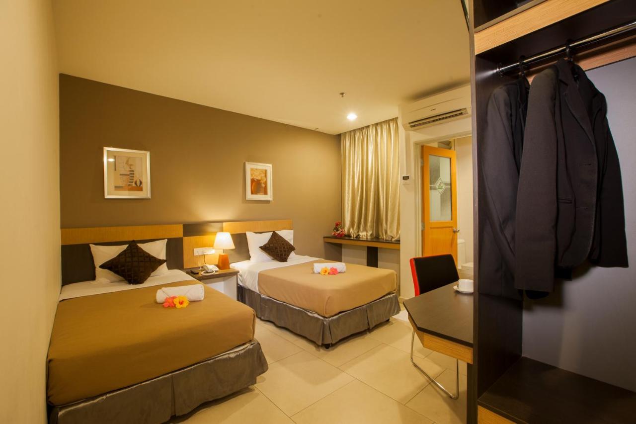 Quarto Deluxe com 2 Camas de Solteiro