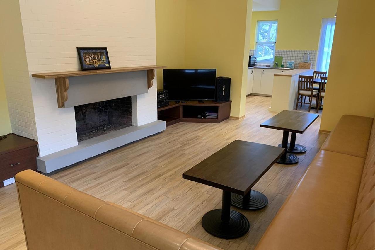 516 Superior Villa