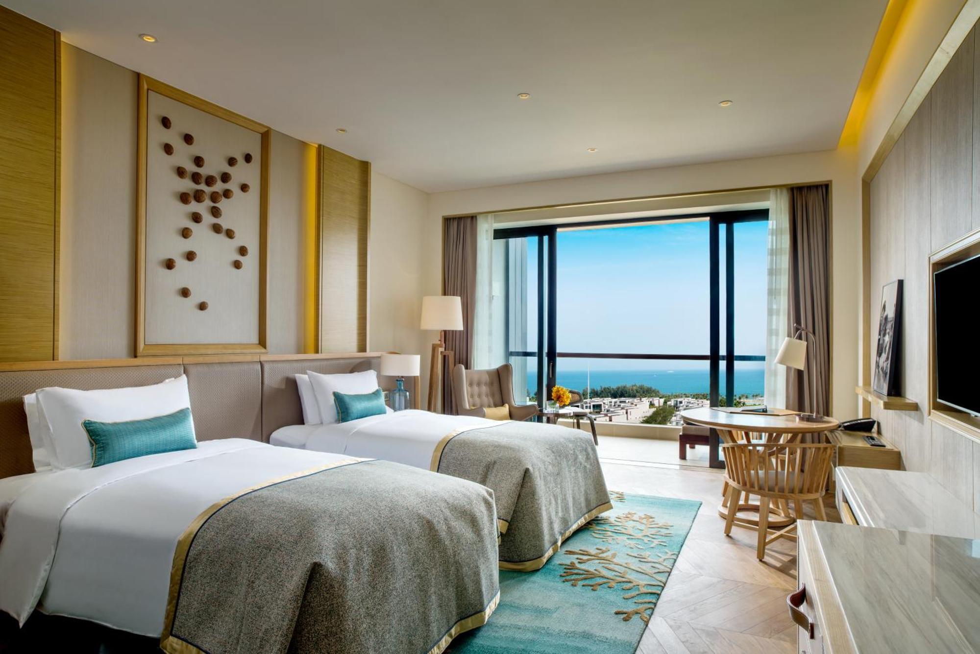 Limited Offer - Luxury Ocean View Room with Club Access