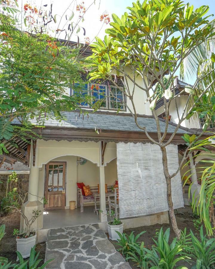 One-Bedroom Bungalow