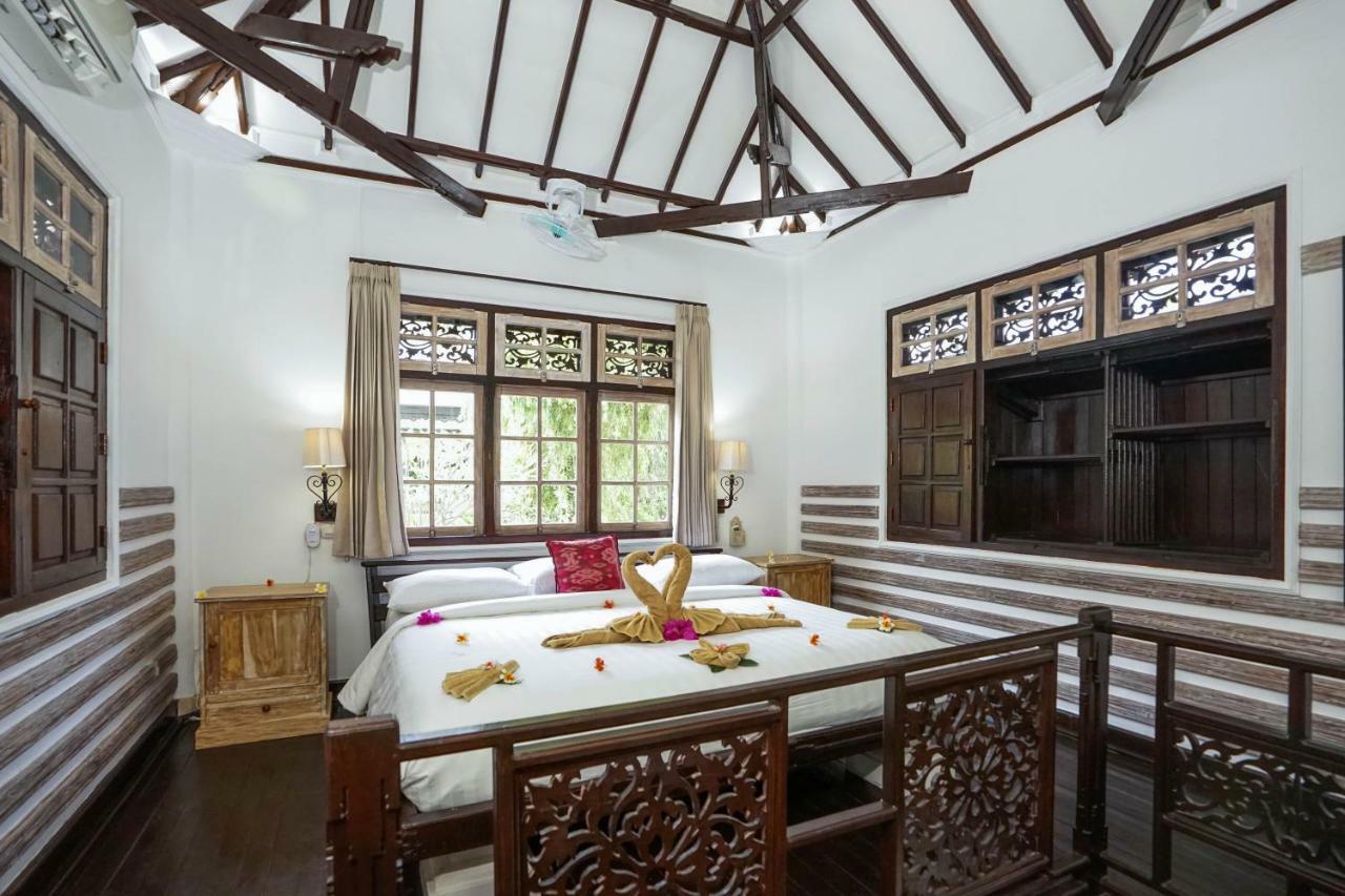 Triple Bungalow