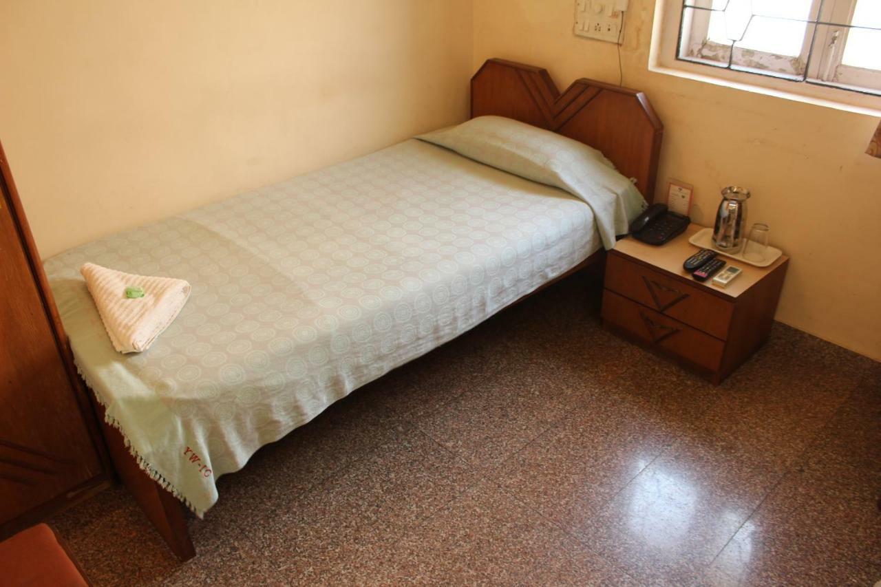 Economy Single Room