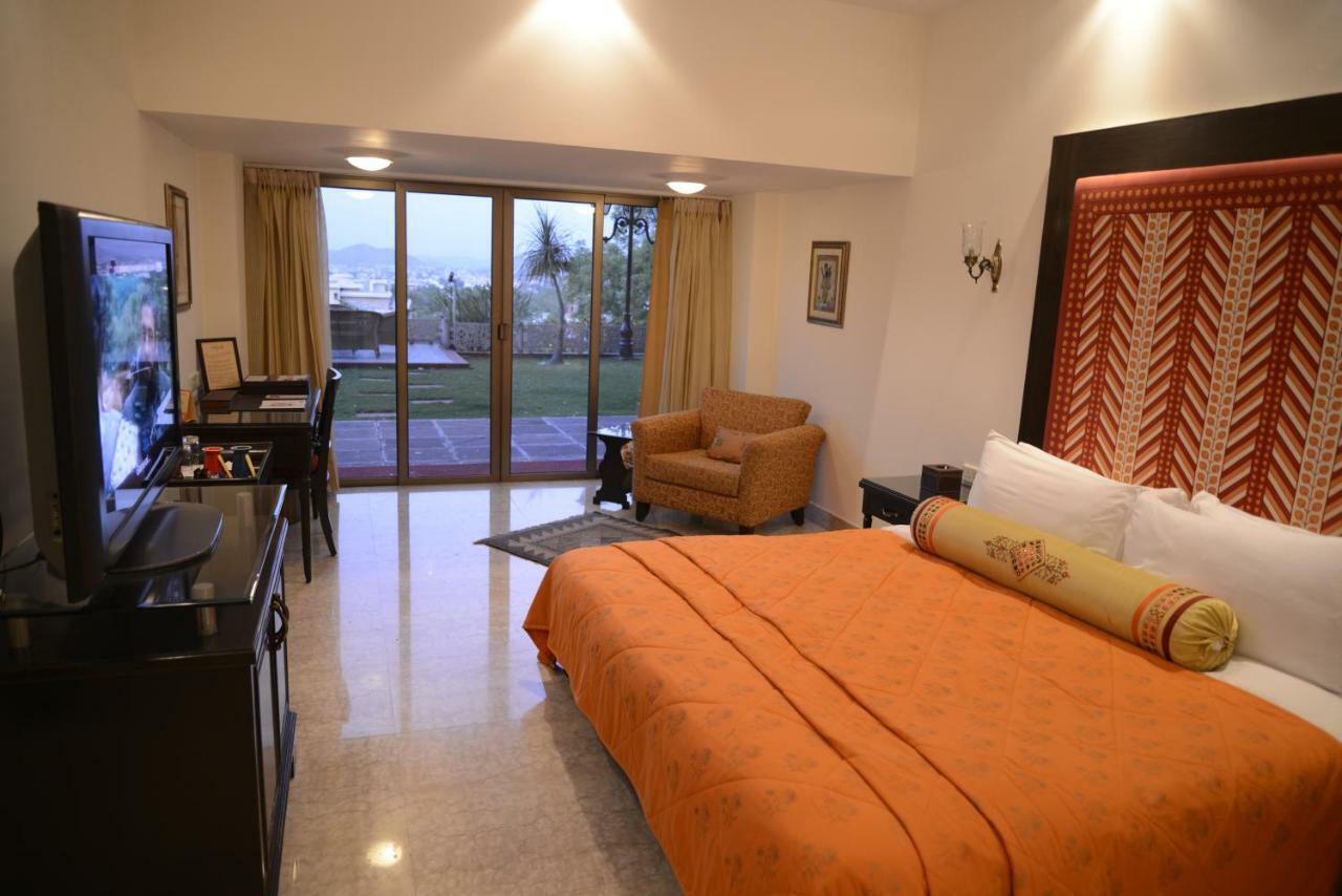 Palace Suite - Free WiFi - Enjoy 10% Discount F&B,SPA & Laundry, VIP amenities