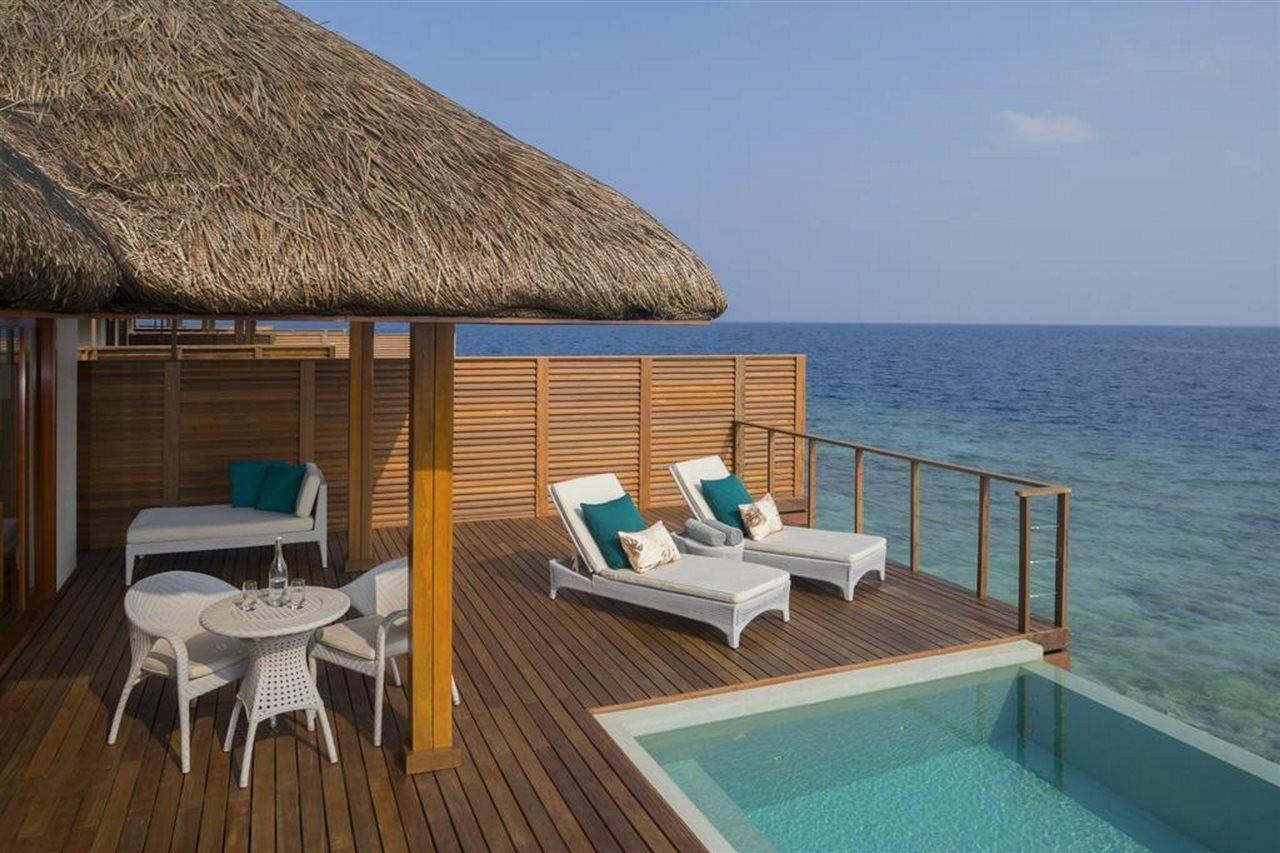 Waterfront Pool Villa 150sqm Butler Service Direct reef access
