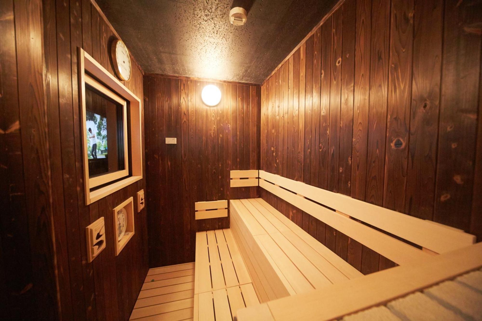 Corner Twin Room with Sofa Bed (2 Adults) - Non-Smoking