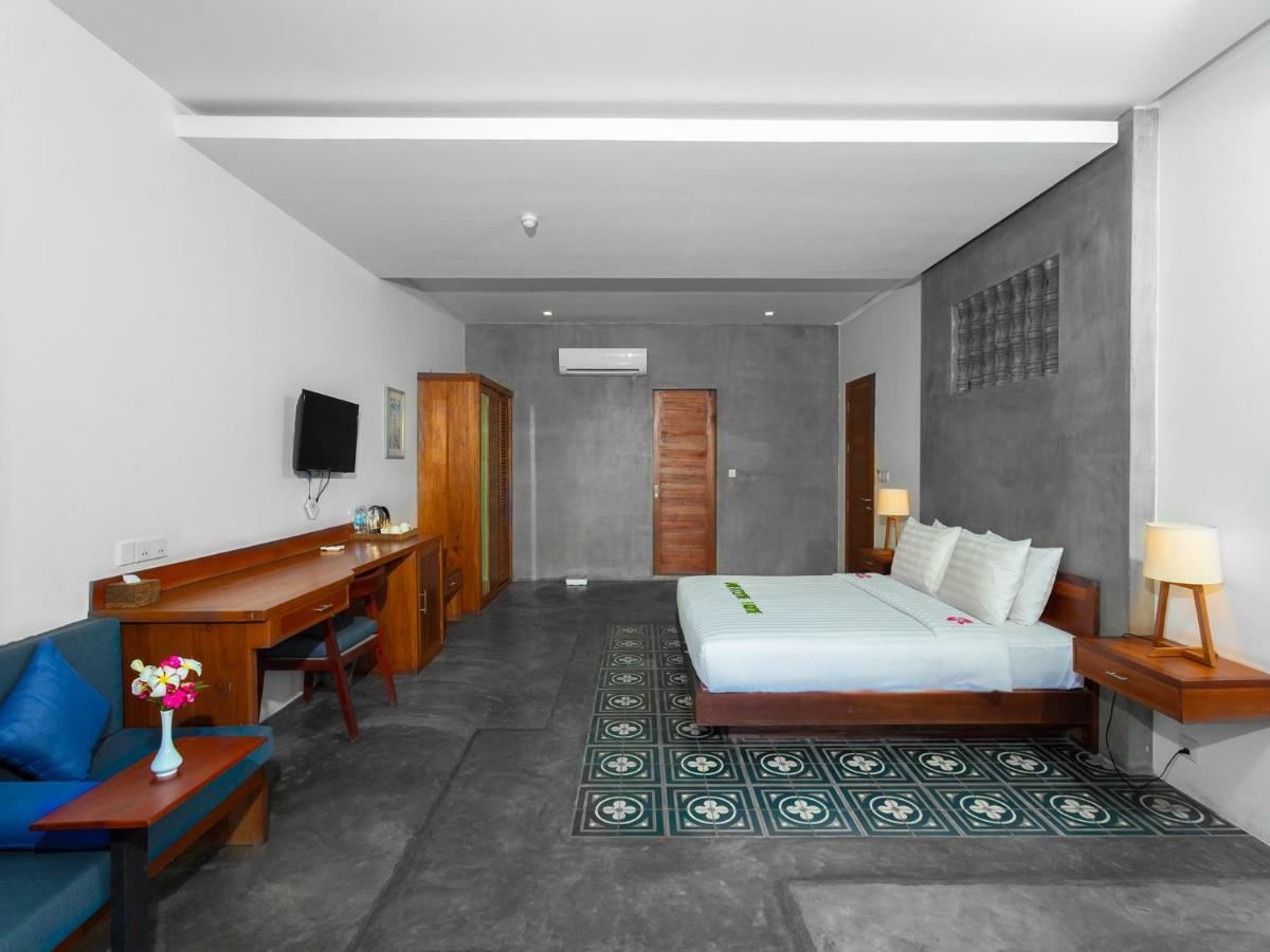 Infinity Pool View Signature Suite