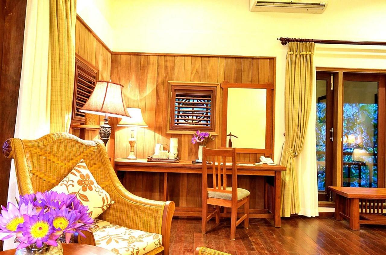 One-Bedroom Bungalow