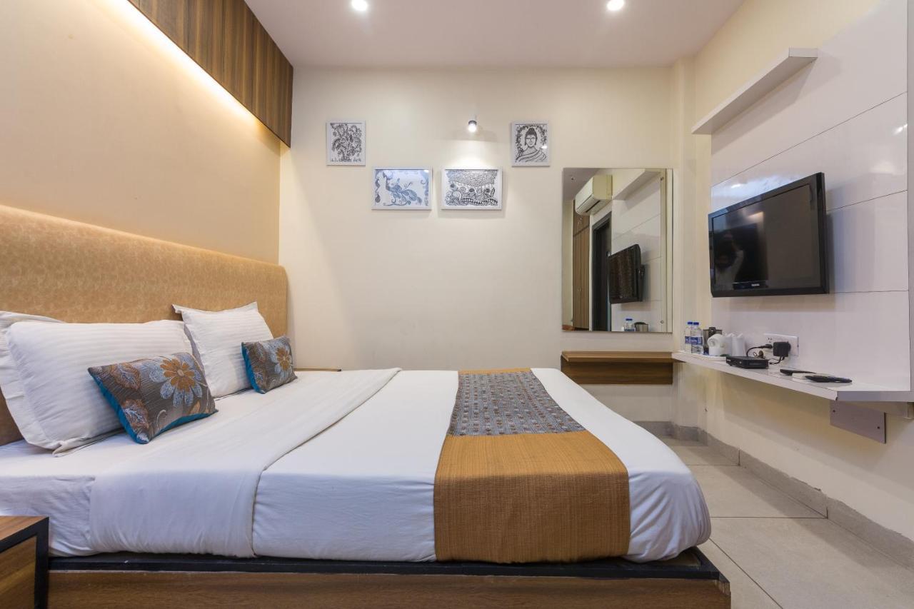 Compact Double Room