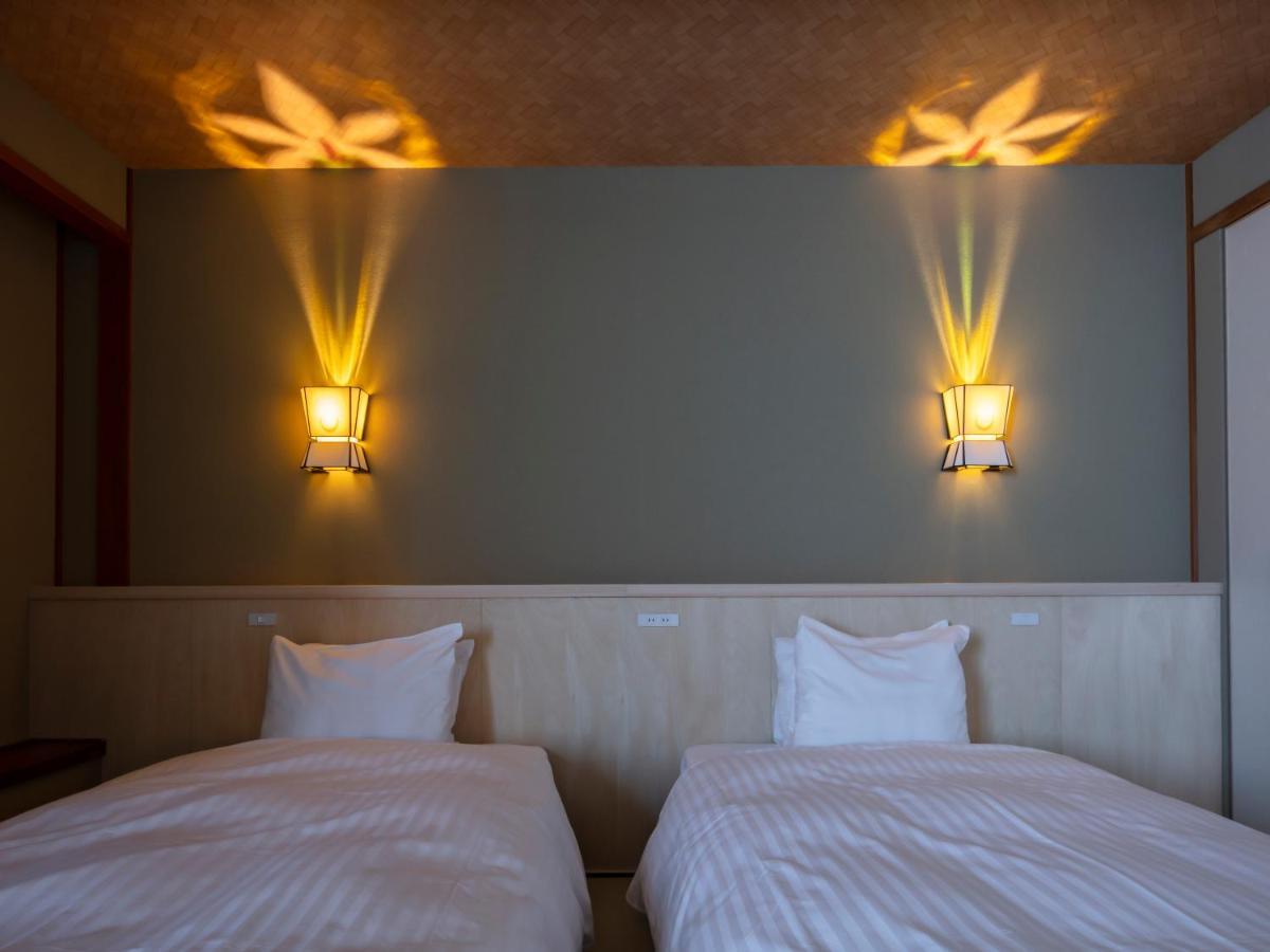 Japanese-Style Room Twin Bed