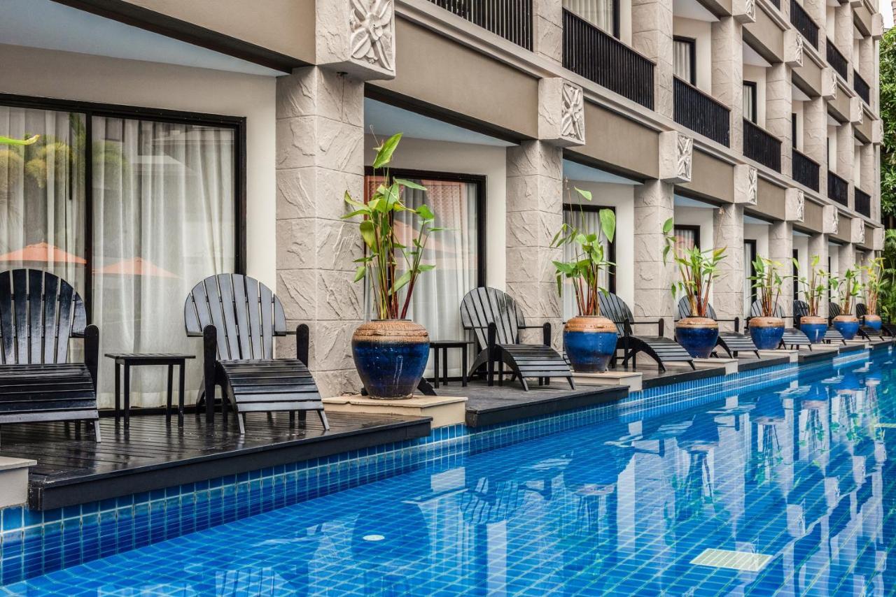Deluxe Double or Twin Room with Pool Access,1432852588:JPEG