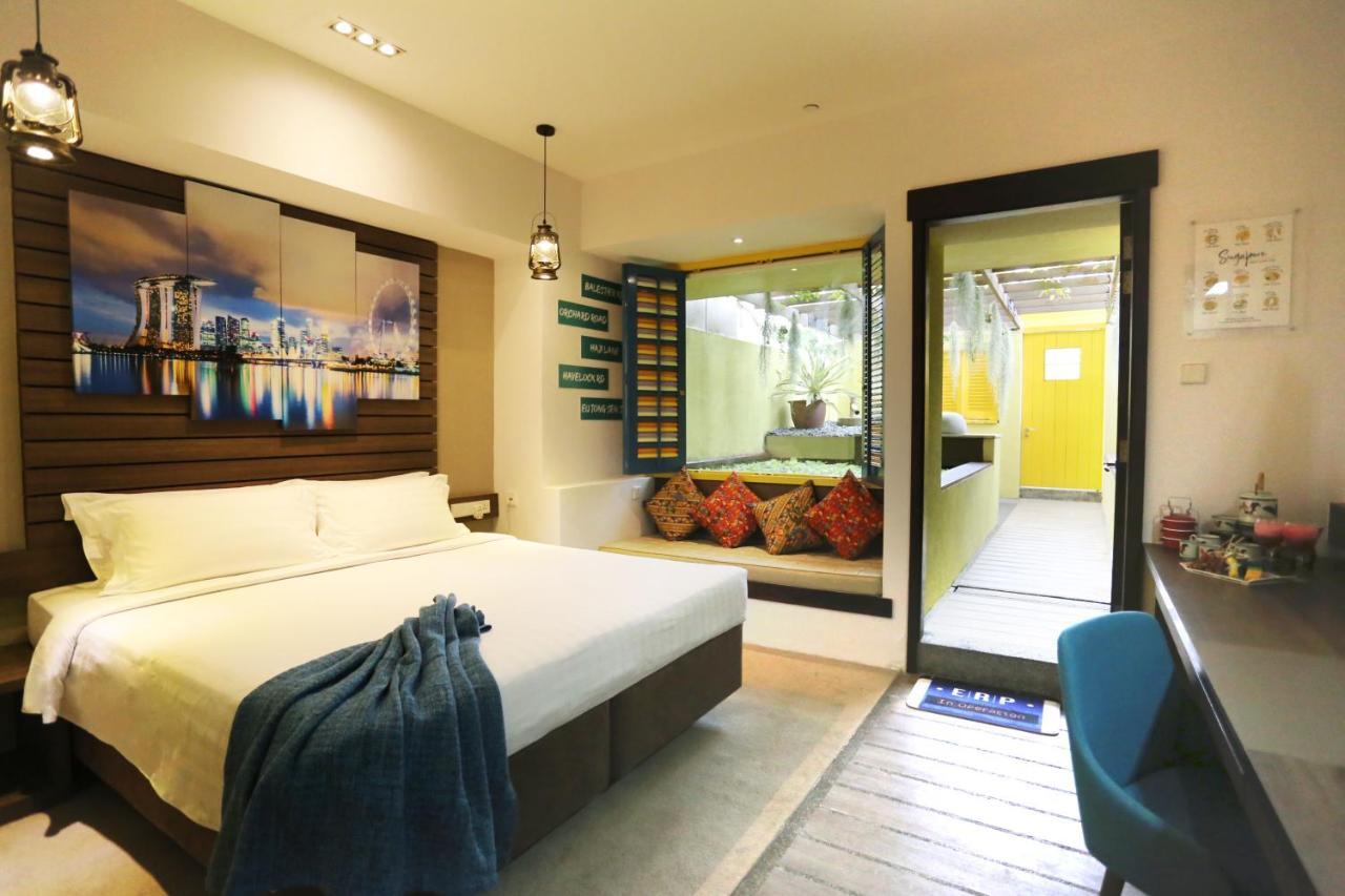 Habitación temática Club Courtyard con acceso al salón
