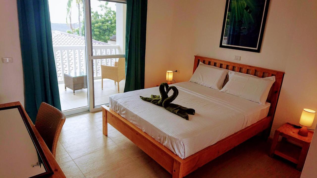 Deluxe Double Room Balcony Sea View,957758272:JPEG