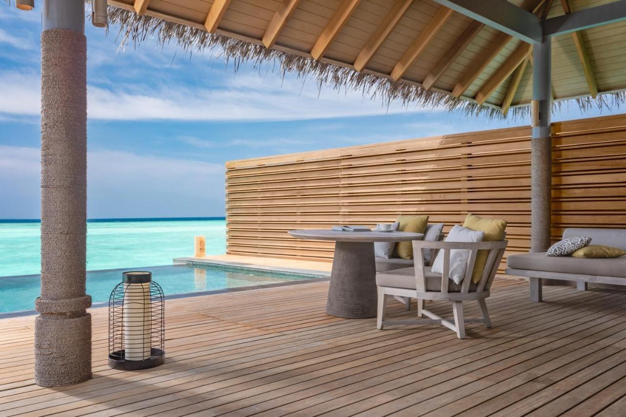 Poolvilla über dem Wasser