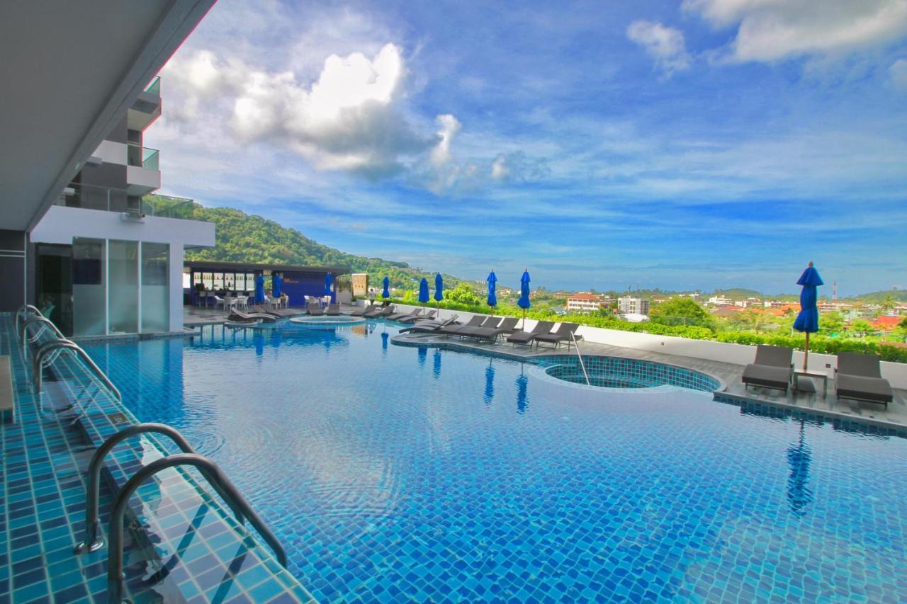 Superior Double Room with Pool Access