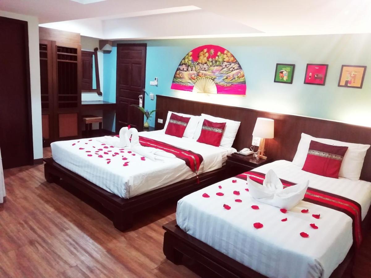 Quarto Família Triplo