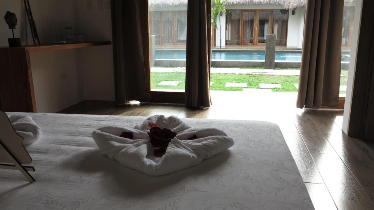 Habitación Doble con vistas a la piscina