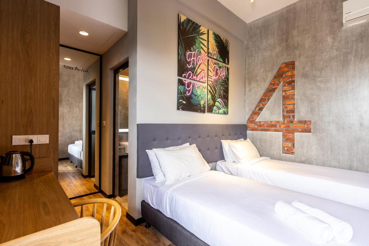 Standard Twin Room